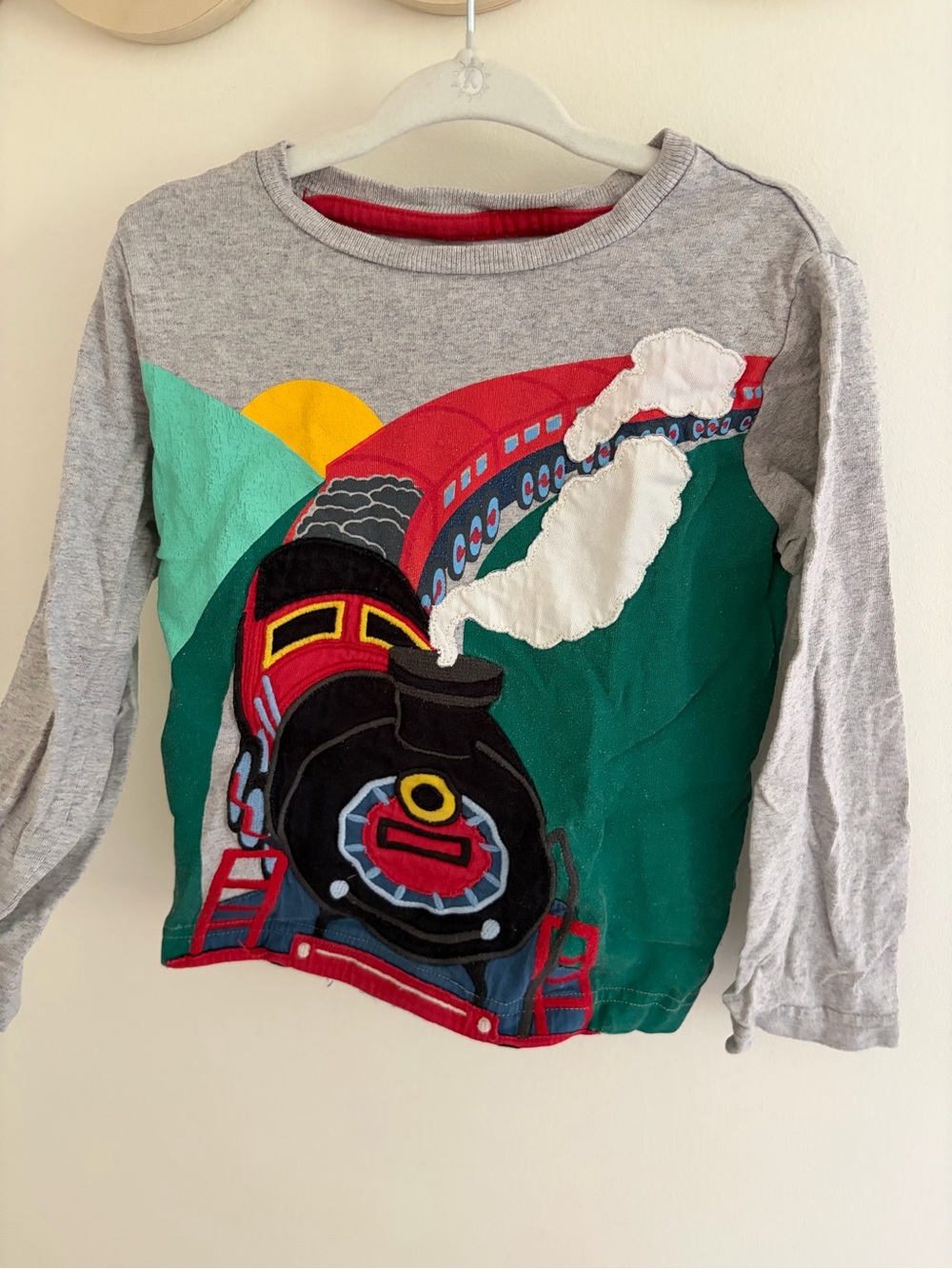 Mini Boden Gray Long-Sleeve Tee with Colorful Train Applique